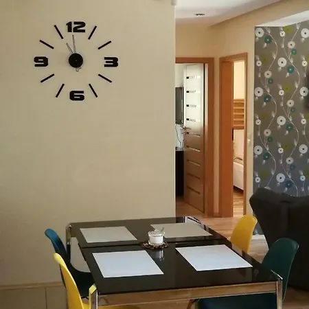 Hania זקופאנה